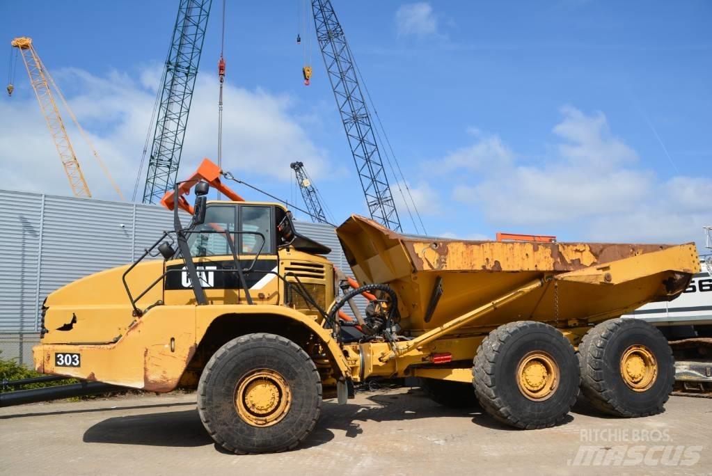 CAT 735 Tombereau articulé