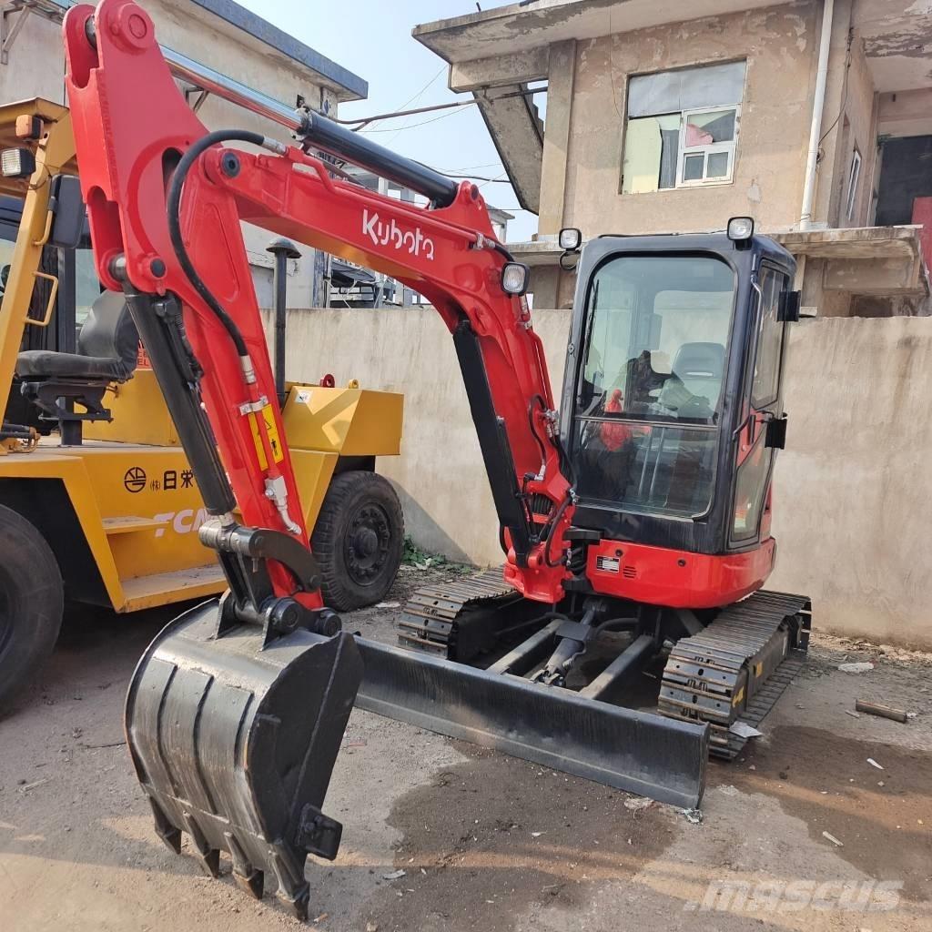 Kubota U 35 Mini pelle < 7t