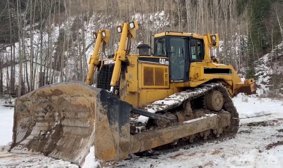 CAT D 8 R Bouteurs sur chenilles