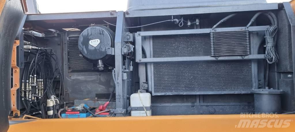 CASE CX 330 LC Pelle sur chenilles