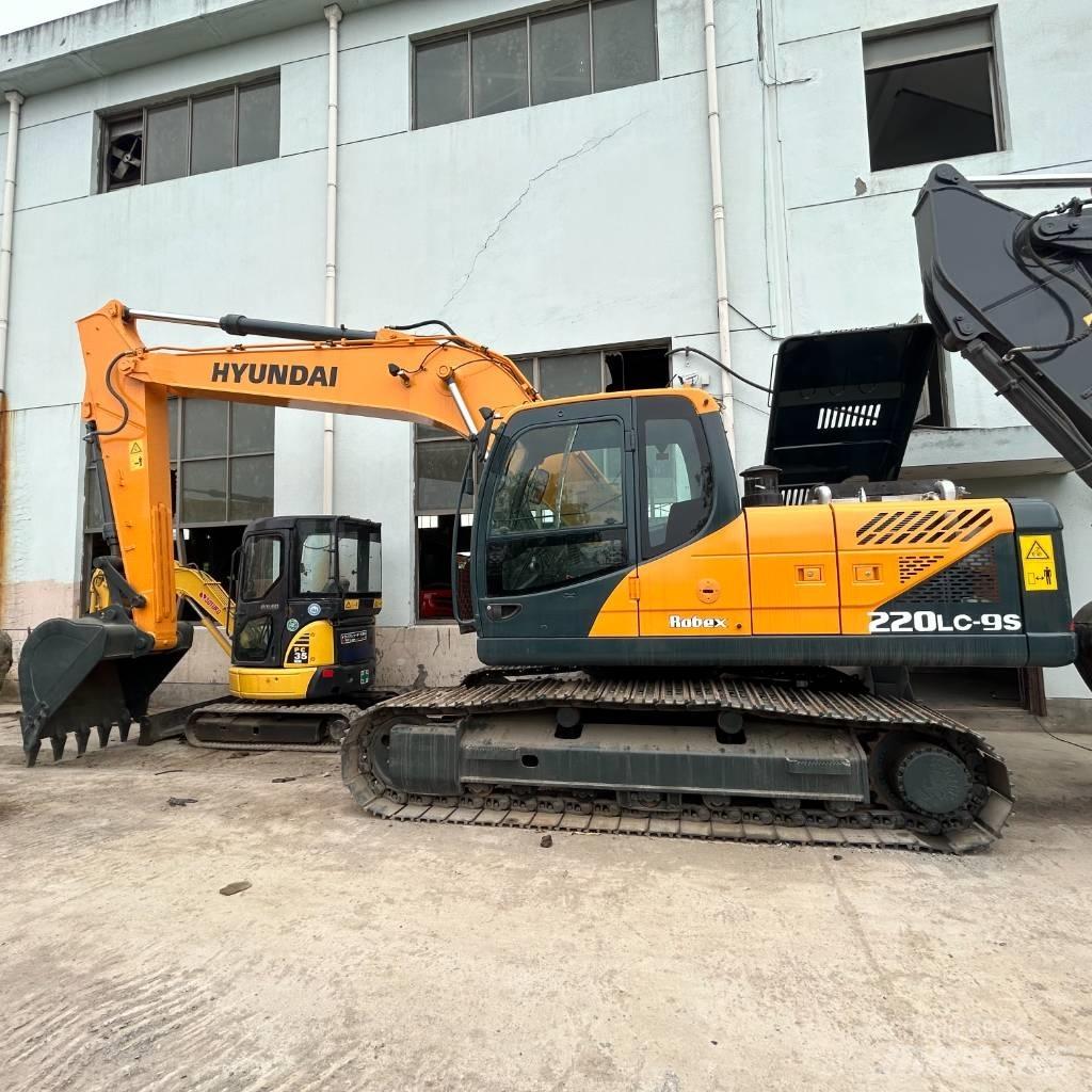 Hyundai 220LC-9 Pelle sur chenilles