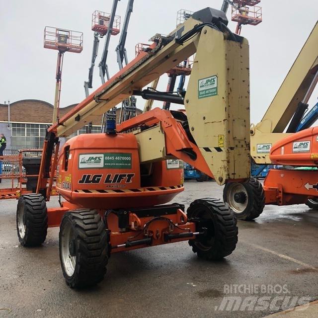 JLG 600 AJ Nacelles articulées
