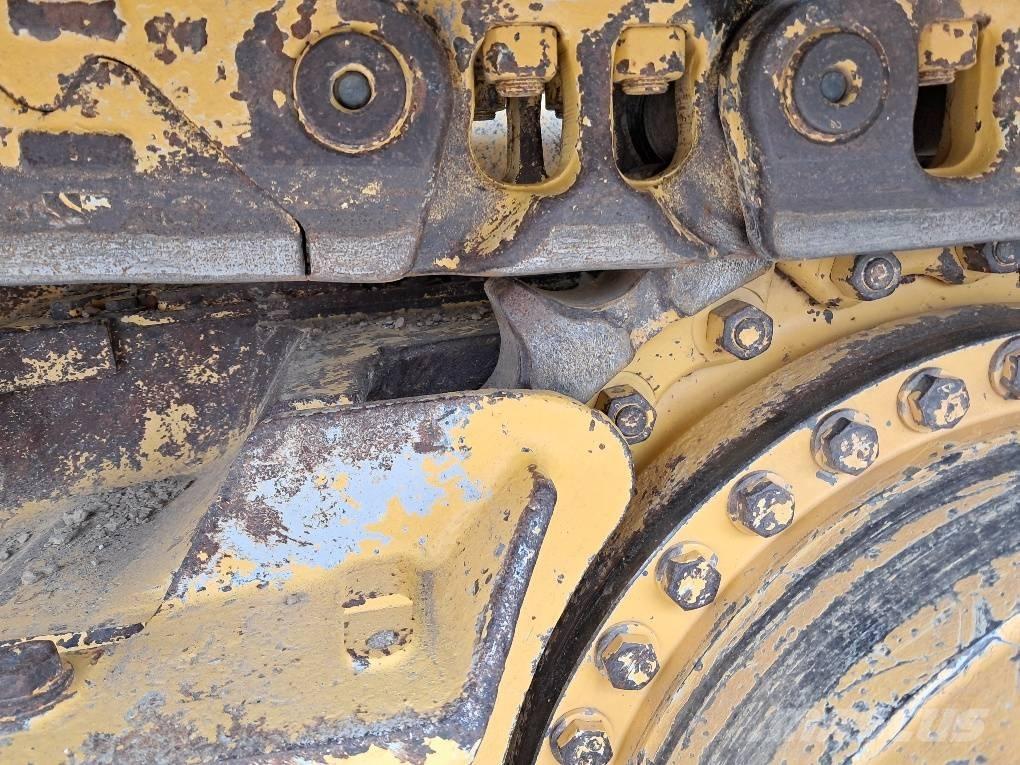 Komatsu D61PXI-24E0 Bouteurs sur chenilles