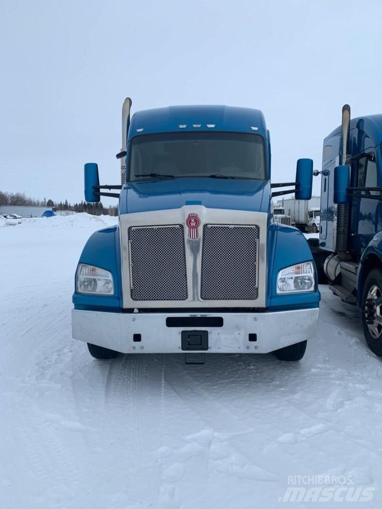 Kenworth T-880 Tracteur routier