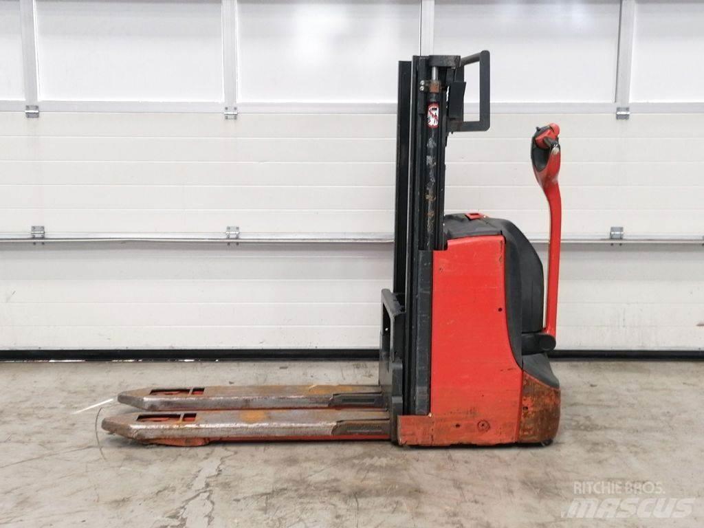 Linde D08 Préparateur de commande au sol