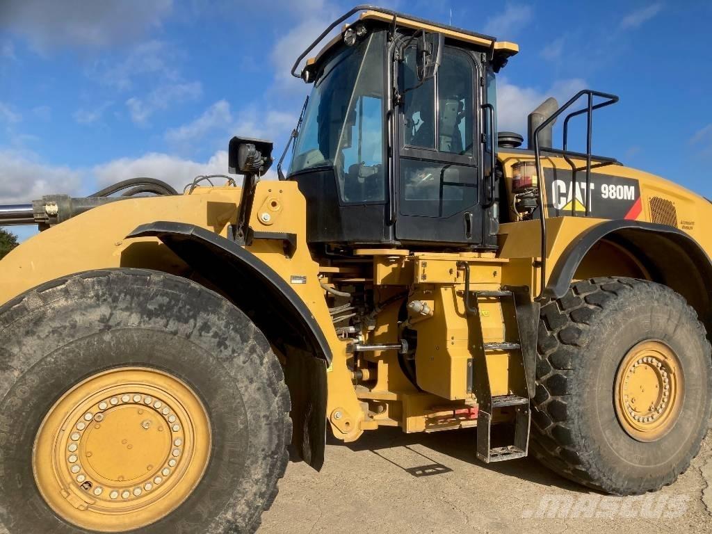 CAT 980M Chargeuse sur pneus