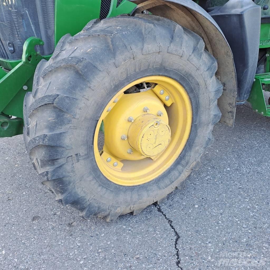 John Deere 5125R Tracteur