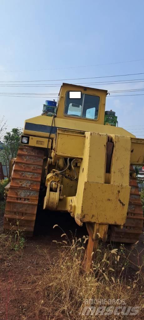 CAT D 9 N Bouteurs sur chenilles