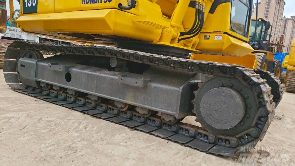 Komatsu PC130-7 Pelle sur chenilles