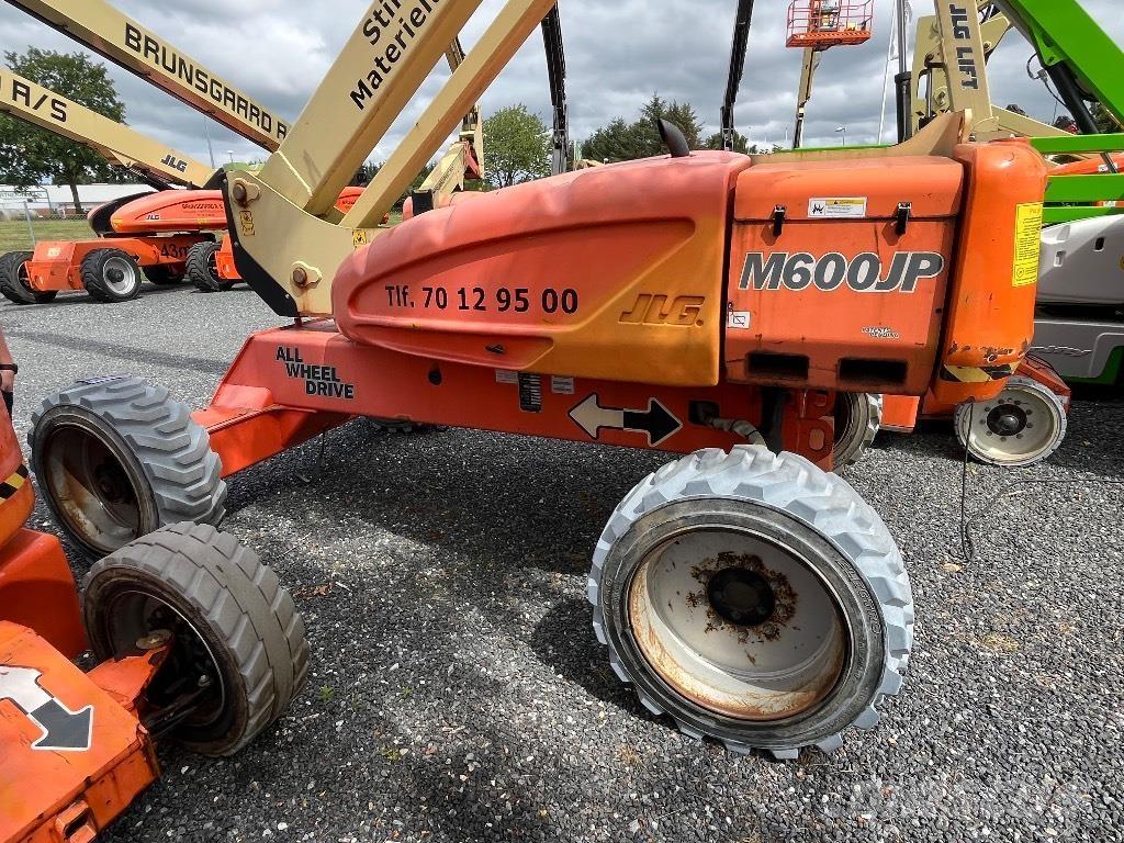 JLG M 600 JP Nacelles télescopiques