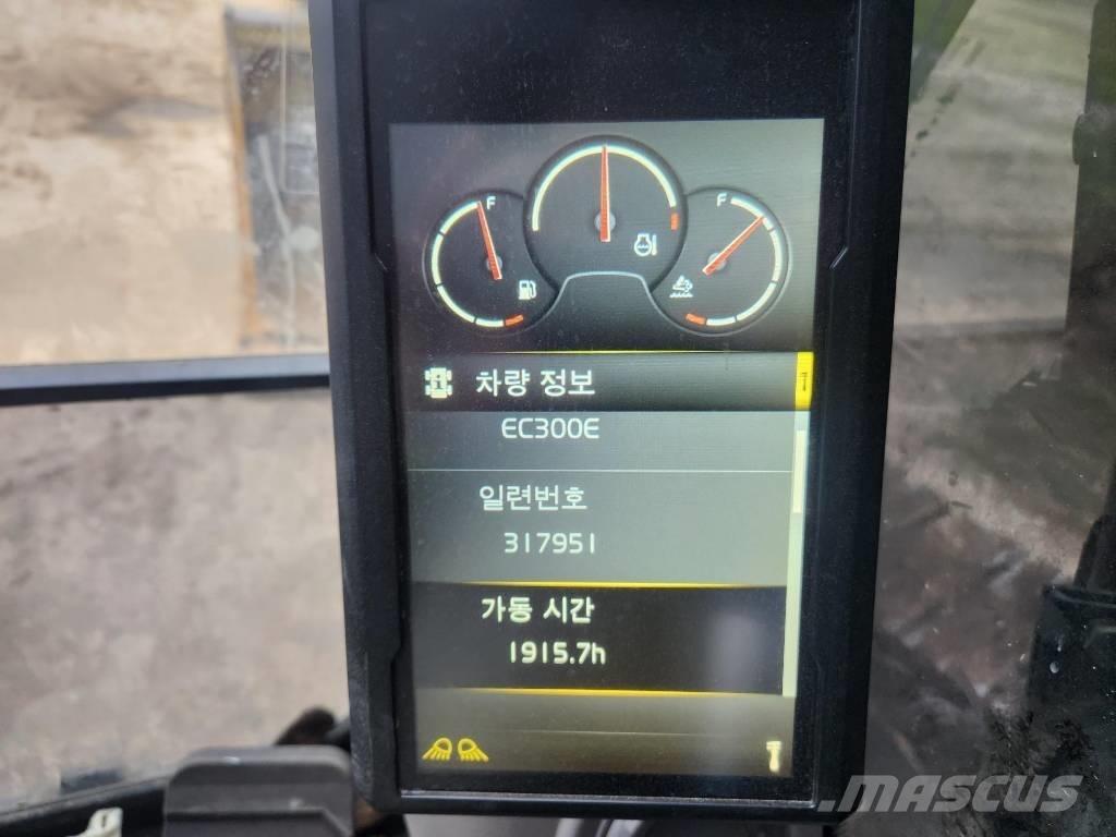 Volvo EC 300 E Pelle sur chenilles