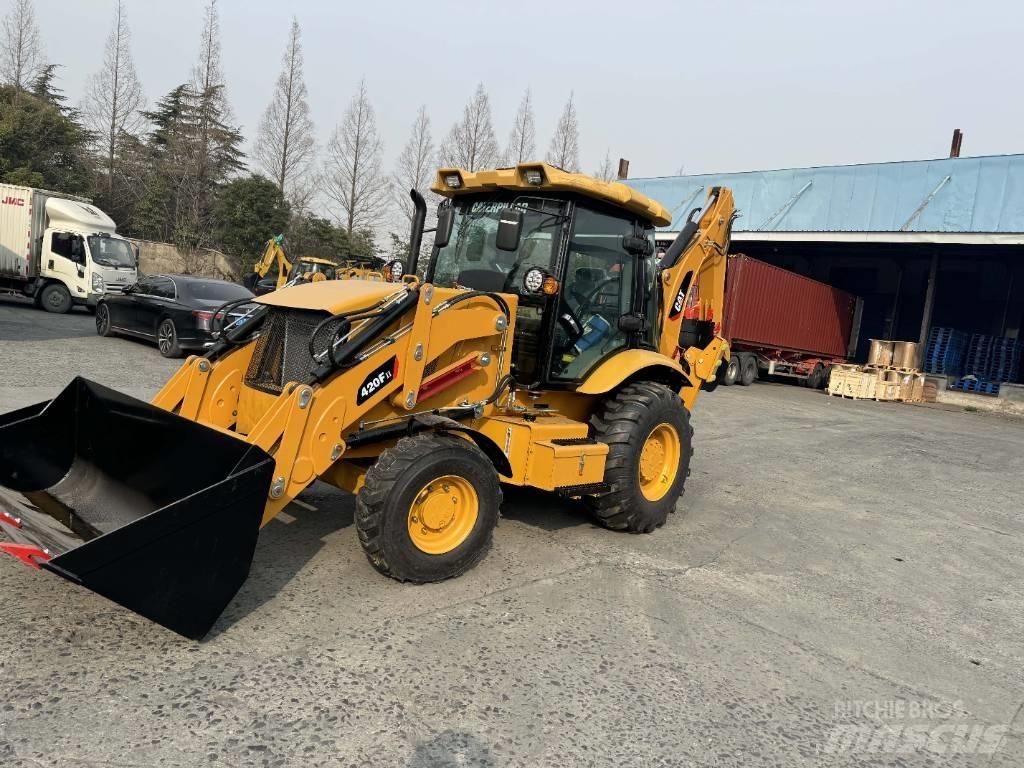 CAT 420 F Tractopelle