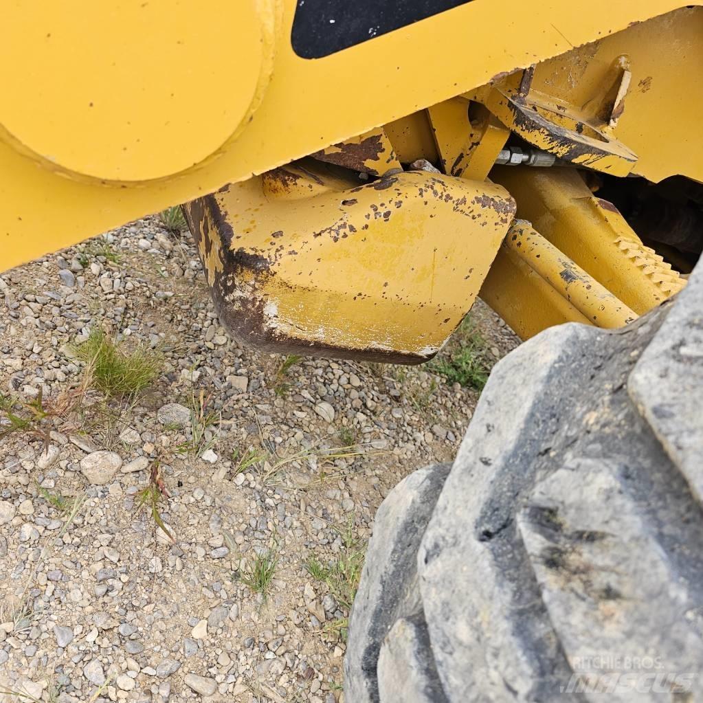 CAT 430E IT Tractopelle