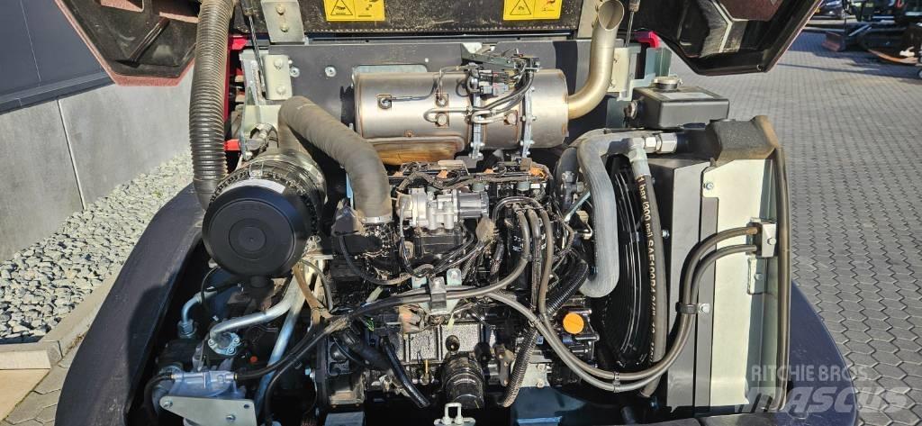 Yanmar V 80 Chargeuse sur pneus