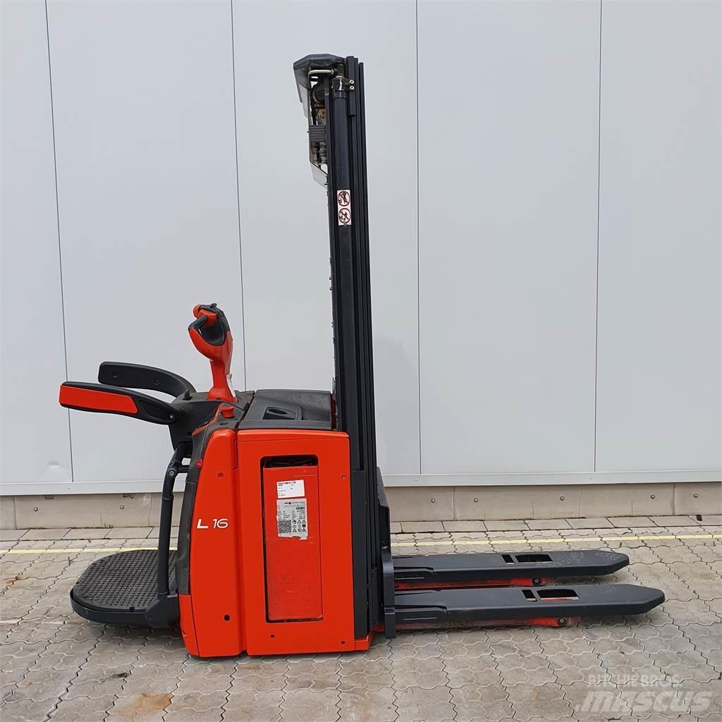Linde L16AP Gerbeur accompagnant
