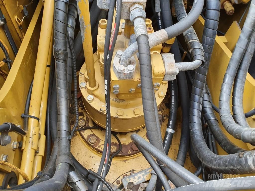 CAT 320 D L Pelle sur chenilles
