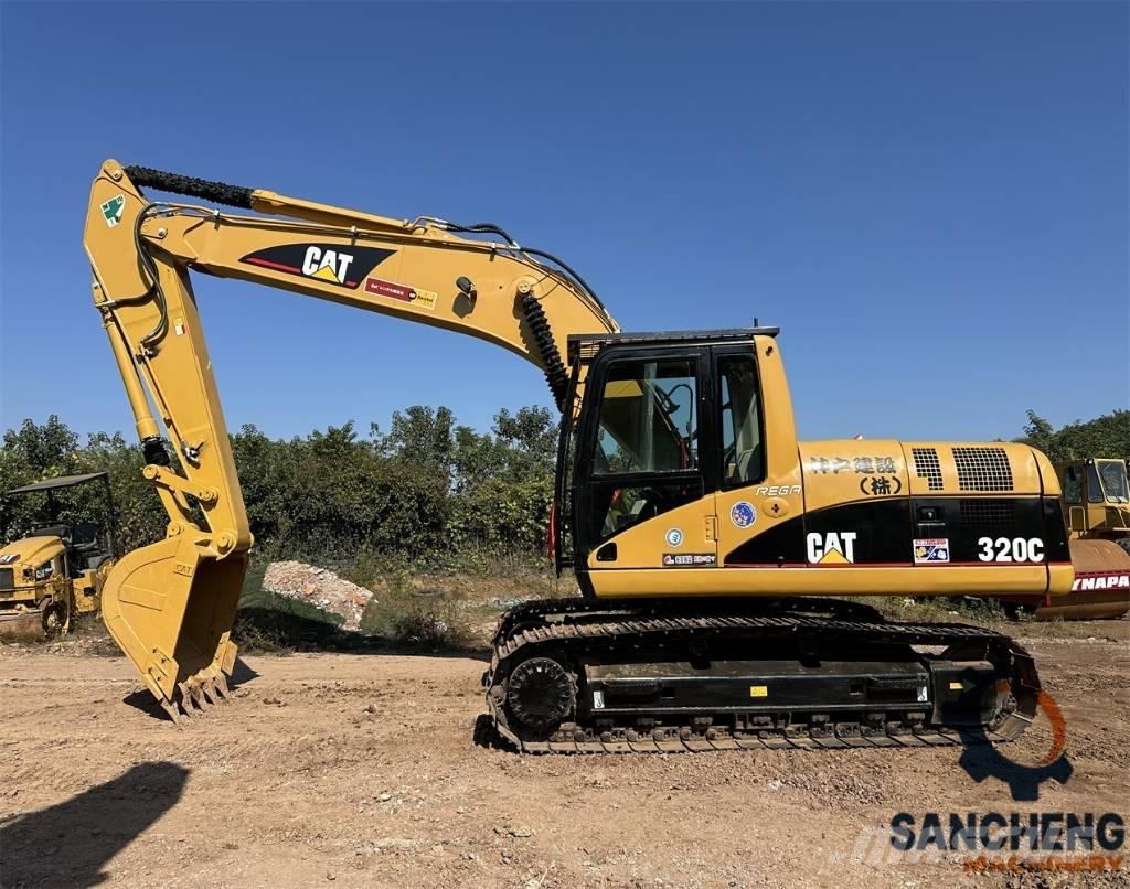 CAT 320 C Pelle sur chenilles
