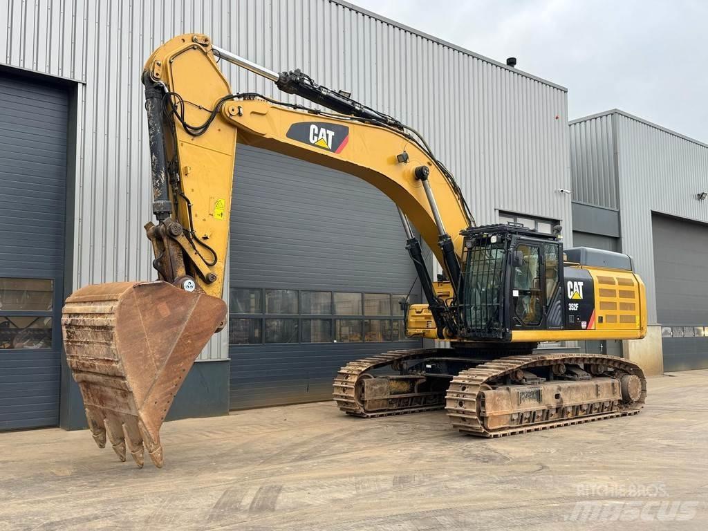 CAT 352F Pelle sur chenilles