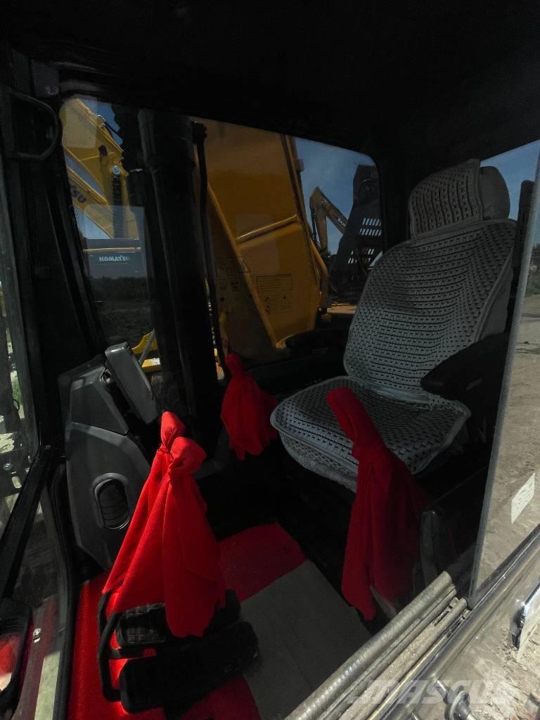 Sany SY 215 C-9 Pelle sur chenilles