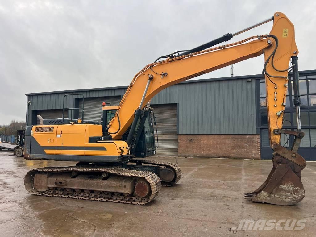 Hyundai HX 220 L Pelle sur chenilles