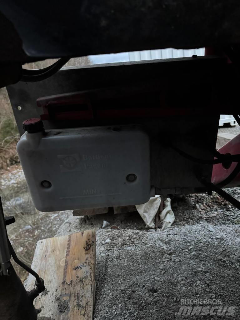HMF 2620-K6 Grue auxiliaire