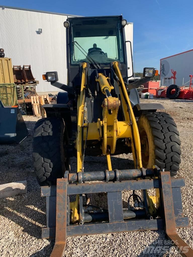 Komatsu WA 90-6 Chargeuse sur pneus