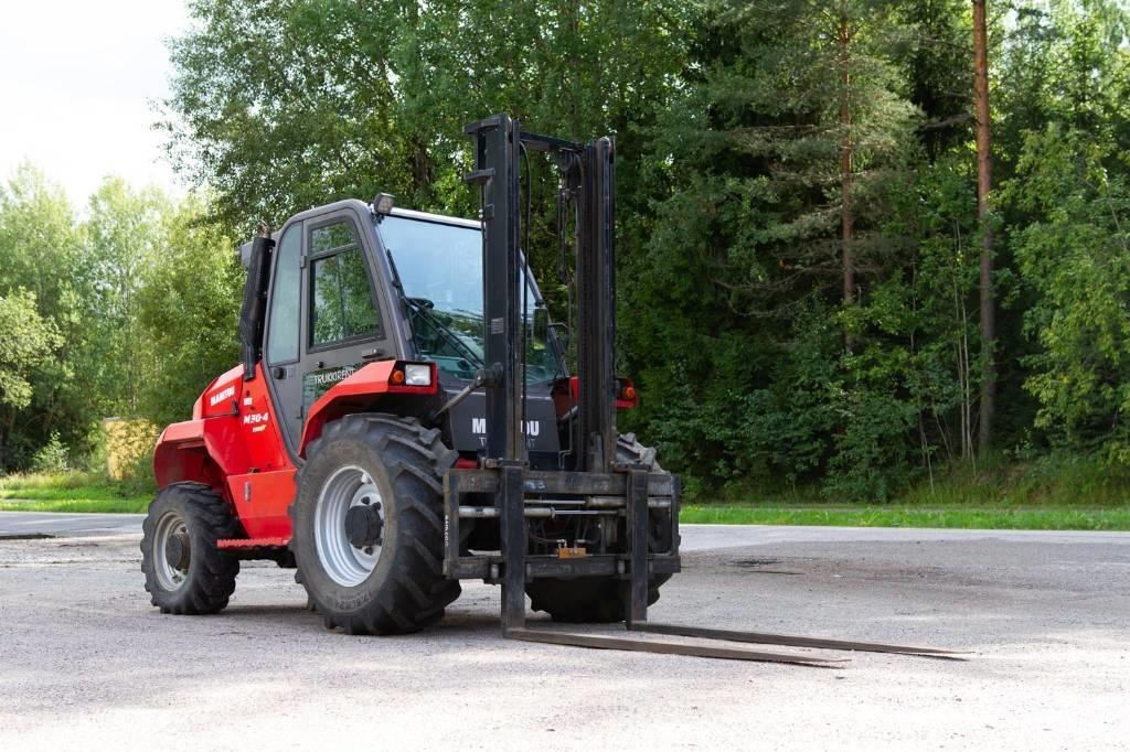Manitou M 30.4 Chariot tout terrain