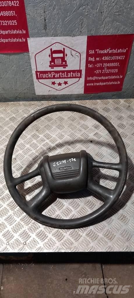Scania 94 D.    1439128 Cabines