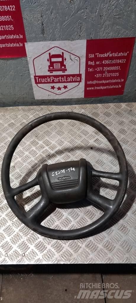 Scania 94 D.    1439128 Cabines