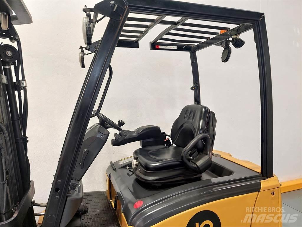 CAT EP20PNT Chariots élévateurs électriques