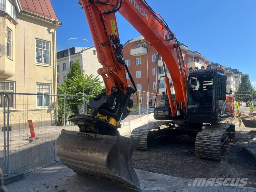 Hitachi ZX 210 Pelle sur chenilles