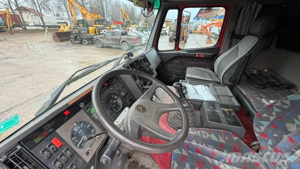 Mercedes-Benz 1827 Camion porte engin