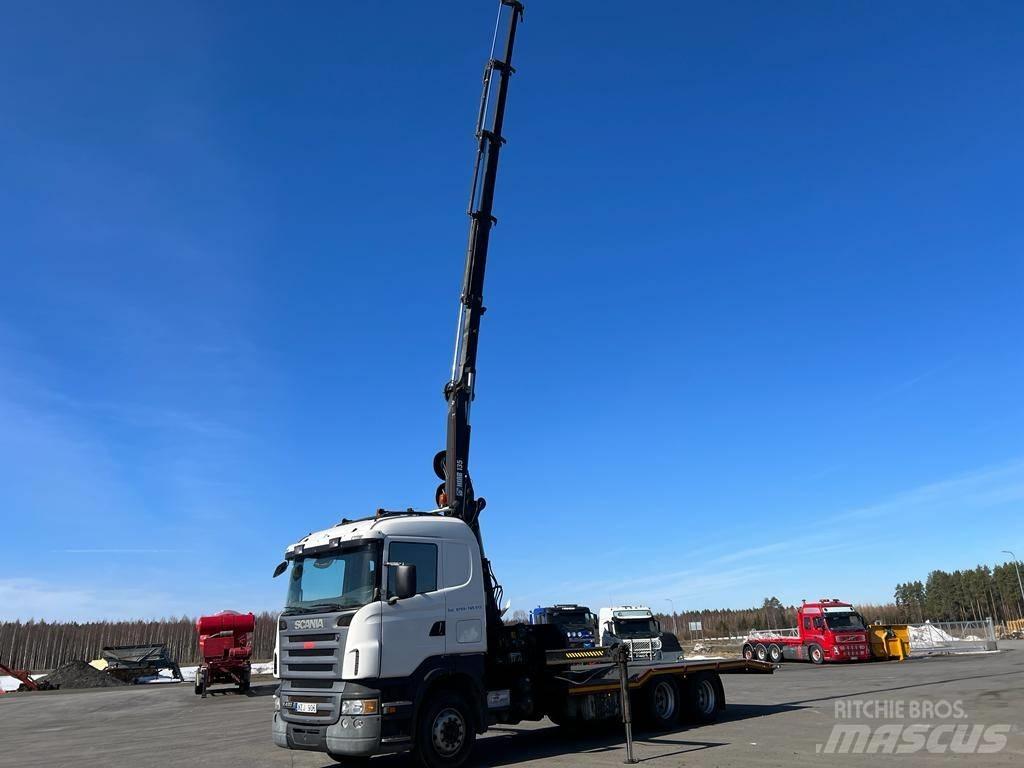 Scania R 420 LB Camion plateau ridelle avec grue