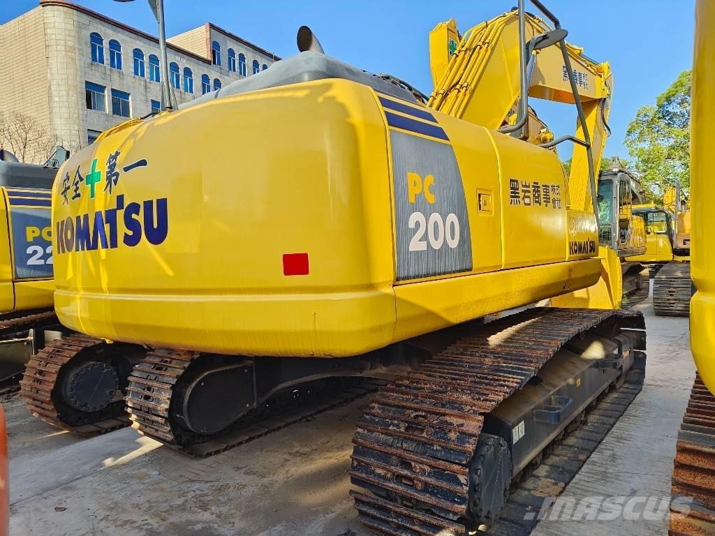 Komatsu PC 200-8 Pelle sur chenilles