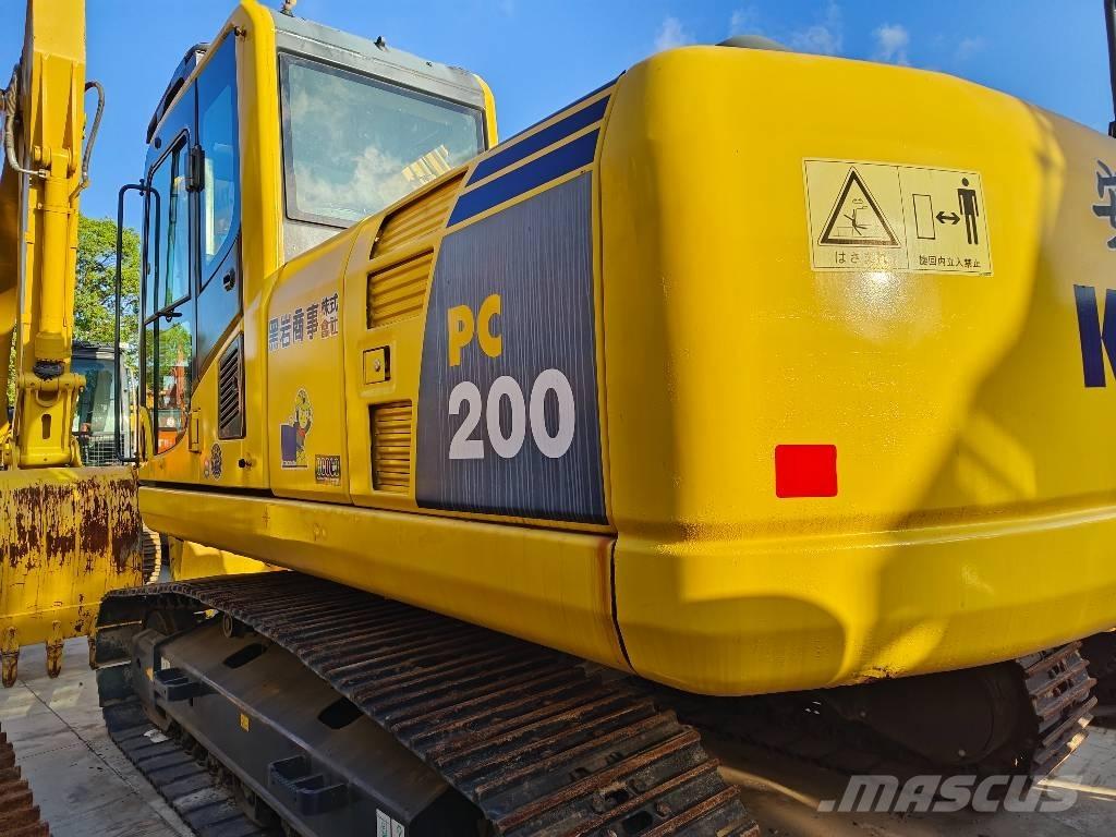 Komatsu PC 200-8 Pelle sur chenilles