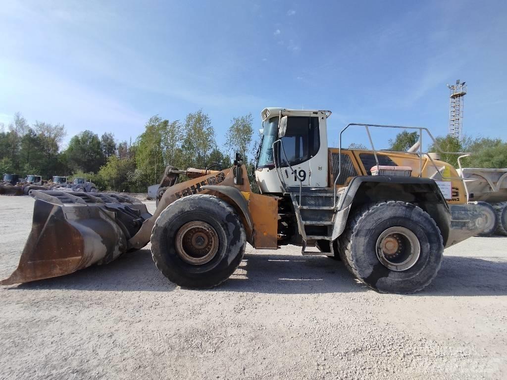 Liebherr L 576 Chargeuse sur pneus