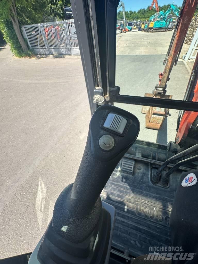 Kubota U 27-4 Mini pelle < 7t