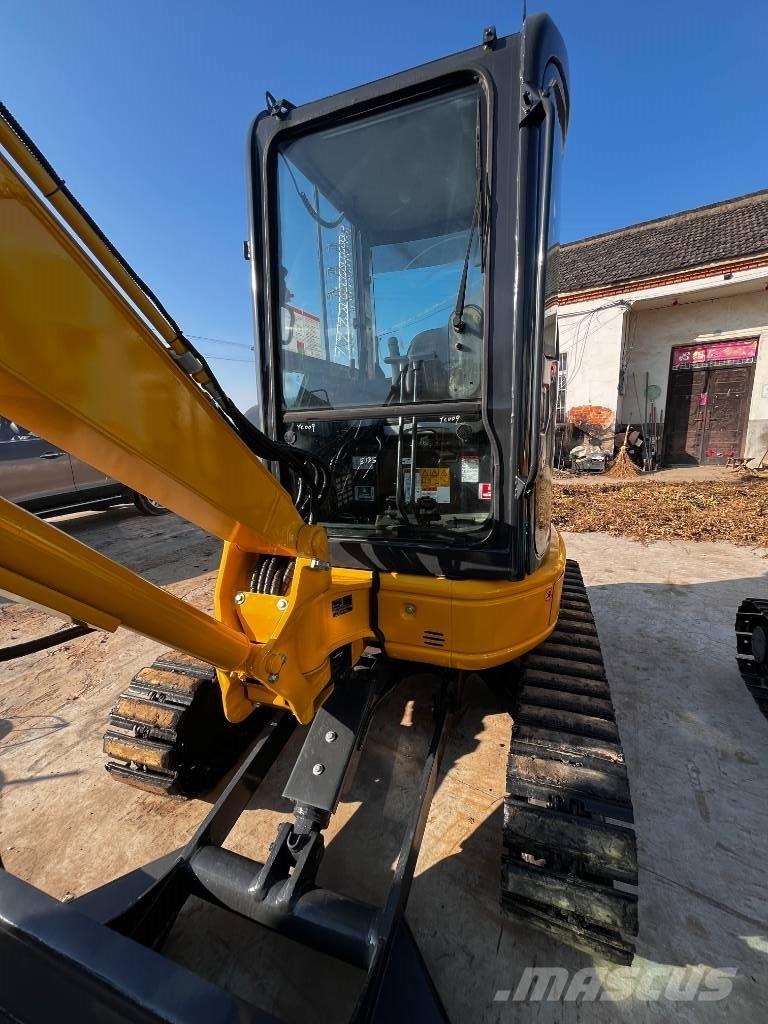 Komatsu PC 35 MR Mini pelle < 7t