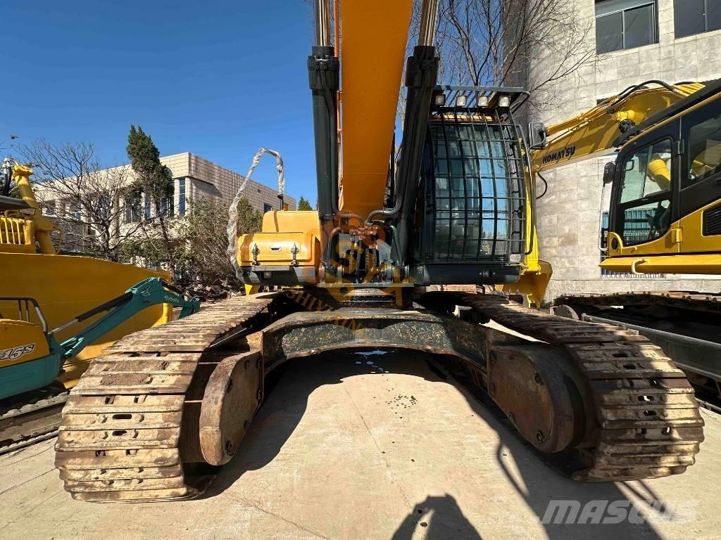 Hyundai Robex 520 VS Pelle sur chenilles