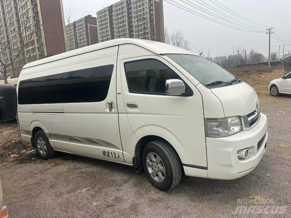 Toyota Coaster Autobus interurbain