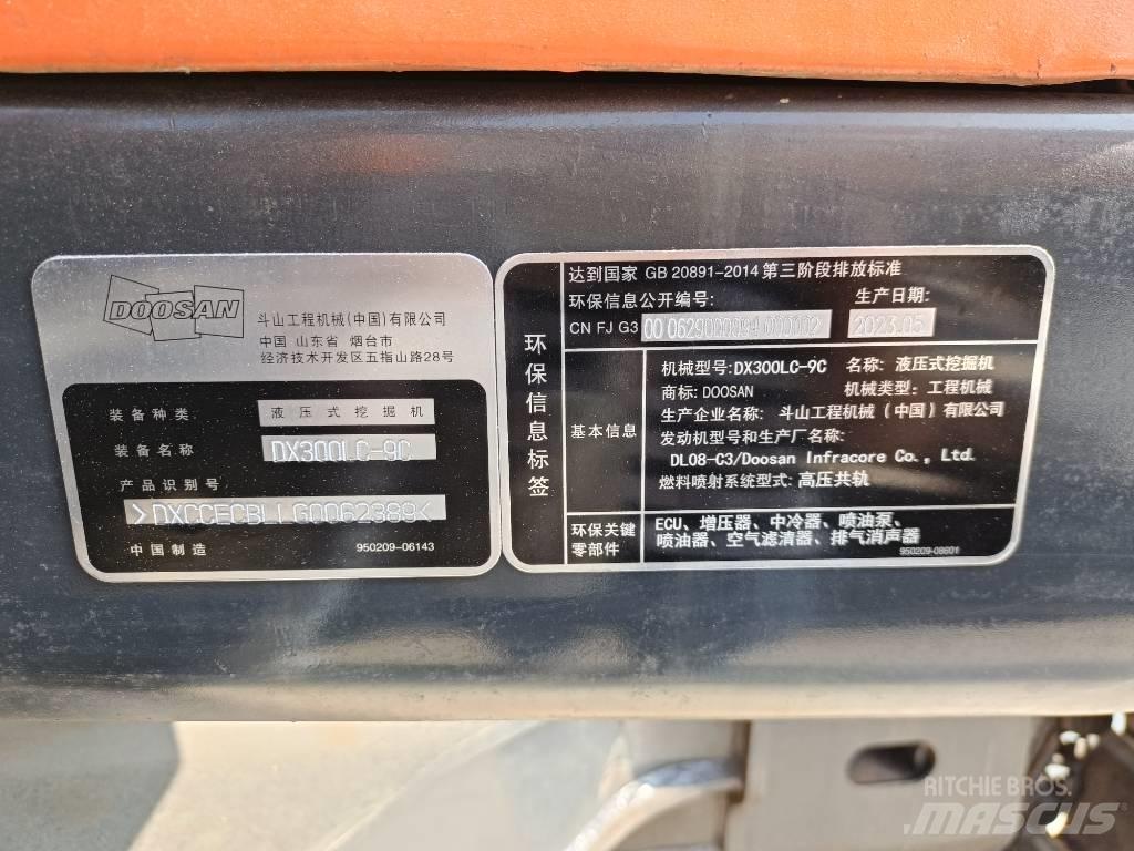 Doosan DX300-9 Pelle sur chenilles