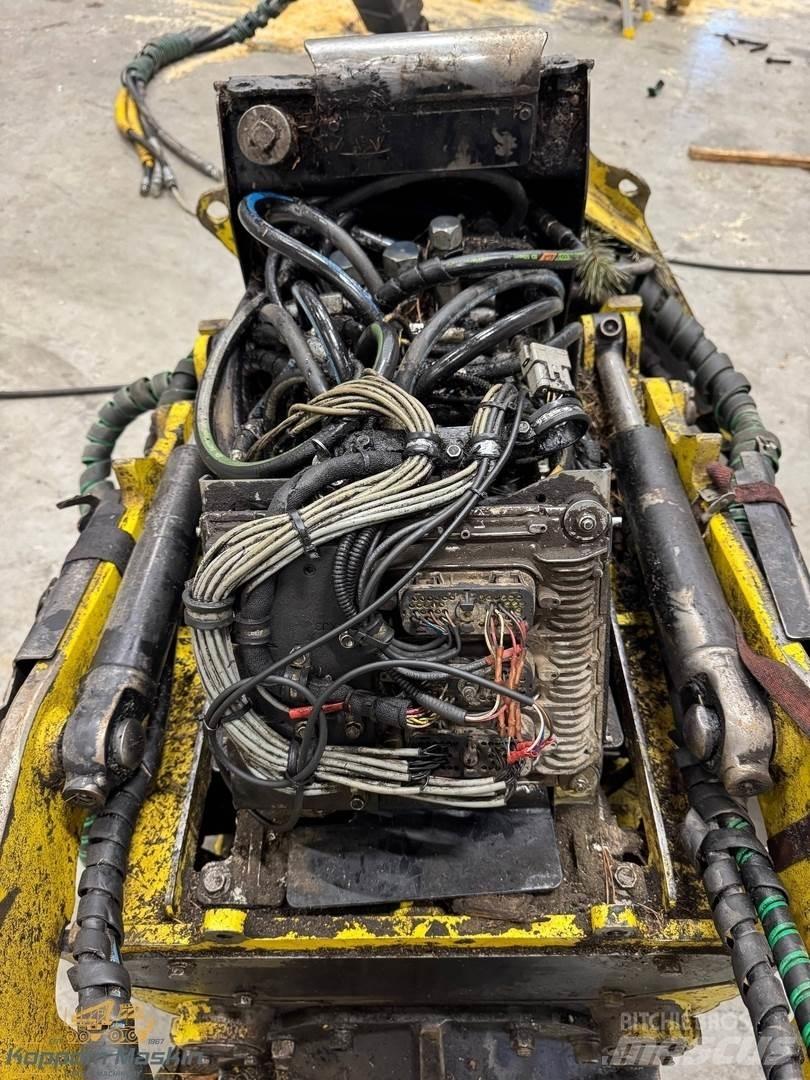 John Deere H415 Tête d'abattage / ébranchage
