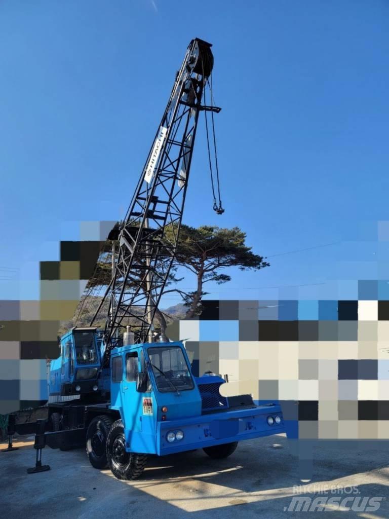 Hitachi FK 150 Grue sur chenilles