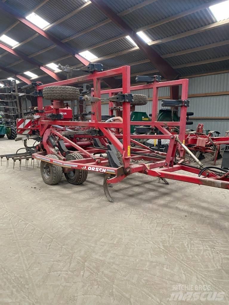 Horsch Terrano 6 FG Déchaumeur, cultivateur