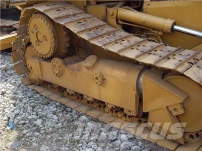 CAT D 5 H Bouteurs sur chenilles