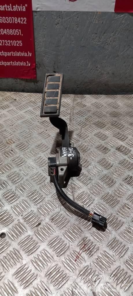 Volvo FH 13   3980492 Cabines