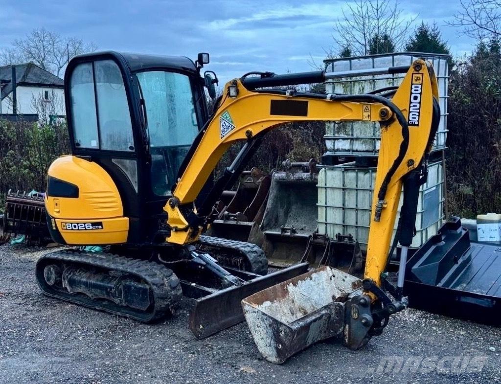 JCB 8026 CTS Mini pelle < 7t