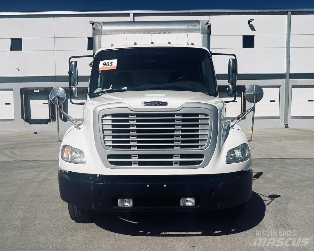Freightliner M 106 Camion Fourgon