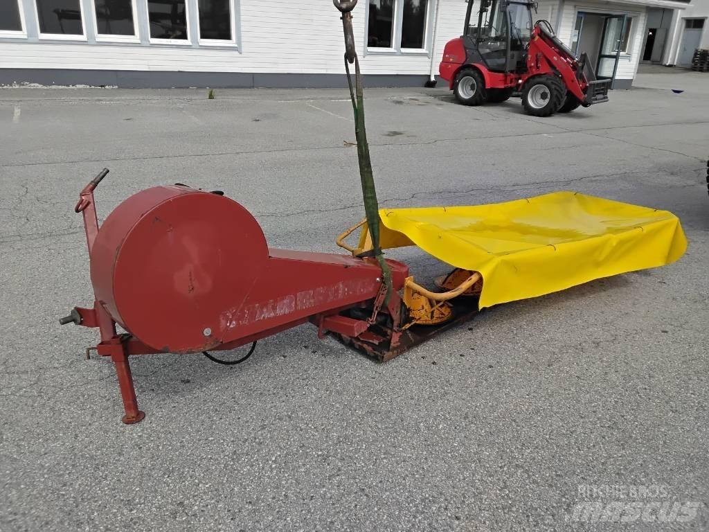 Pomo NK185 Faucheuse