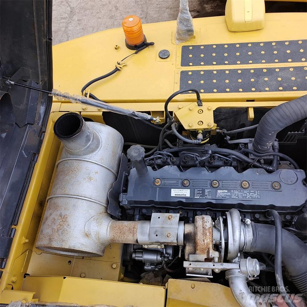 Komatsu PC 220-8 Pelle sur chenilles